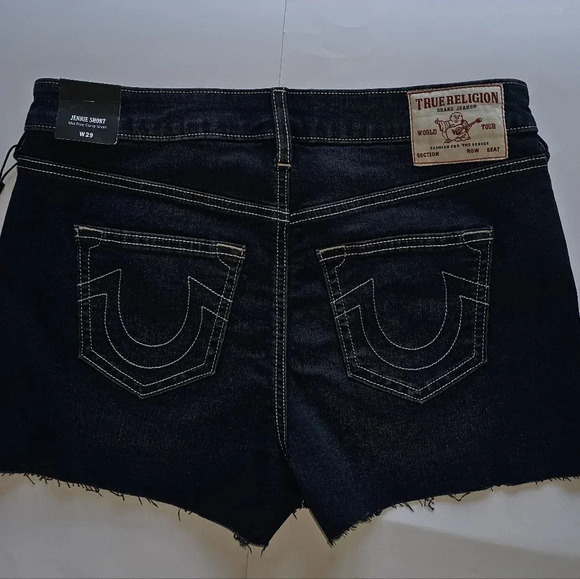 JENNIE MID RISE RAW HEM SHORT - Picture 10 of 11